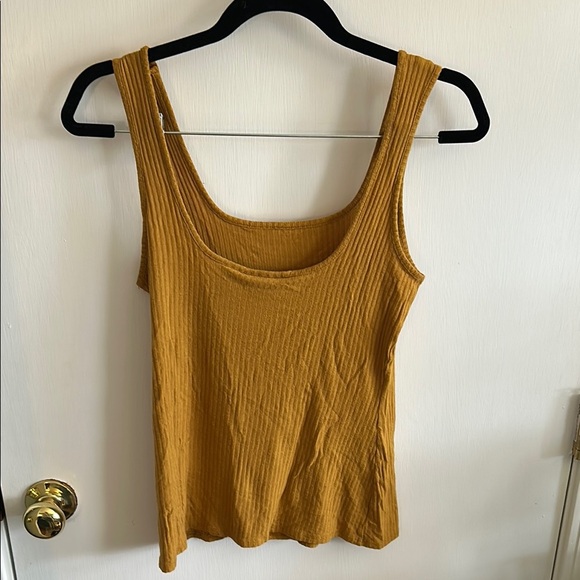 Rachel Zoe Mustard Yellow Ribbed Tank Top size medium - Picture 3 of 4